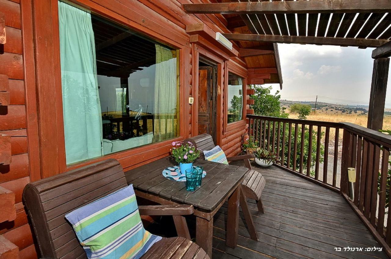 Touchwood Villa Livnim Bagian luar foto
